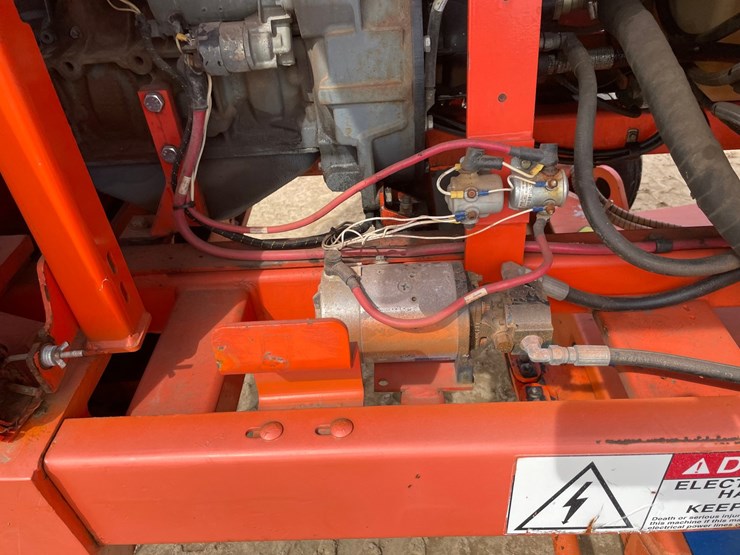 #1109-•-2008-snorkel-47j-boom-lift-image-34