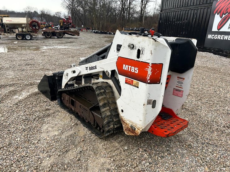 2018-bobcat-mt85-image-2