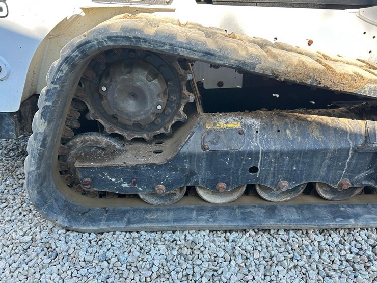 2019-bobcat-t595-image-13