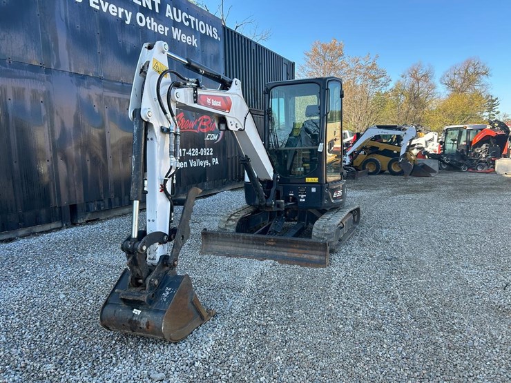 2025-bobcat-e35-image-7
