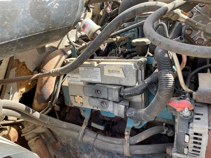 2002-international-4700-image-43