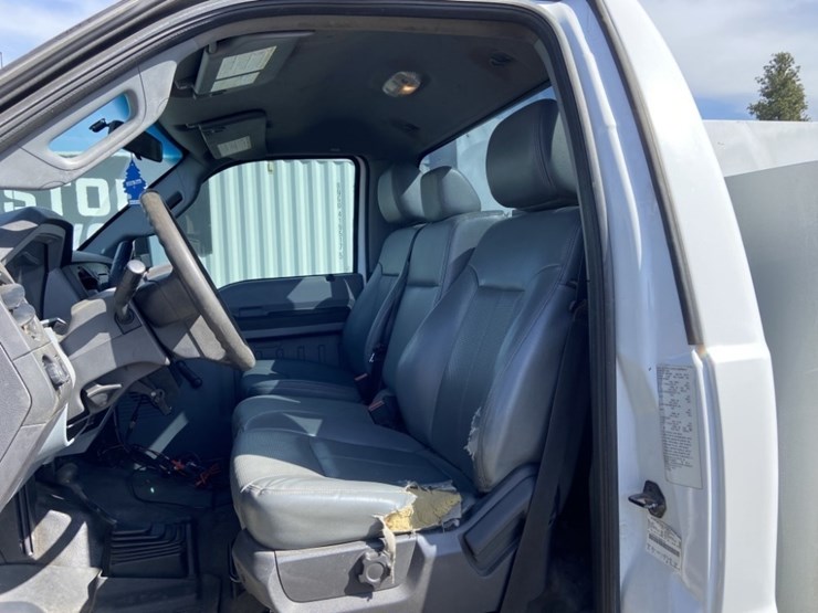 2014-ford-f250-xl-image-23