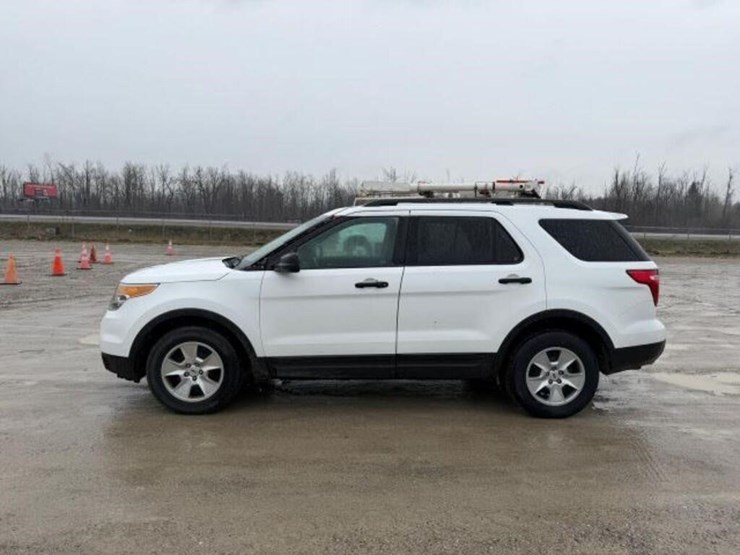 2013-ford-explorer-image-7