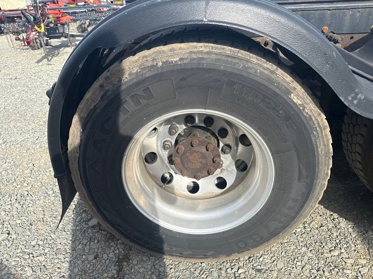 2007-mack-cl733-image-83