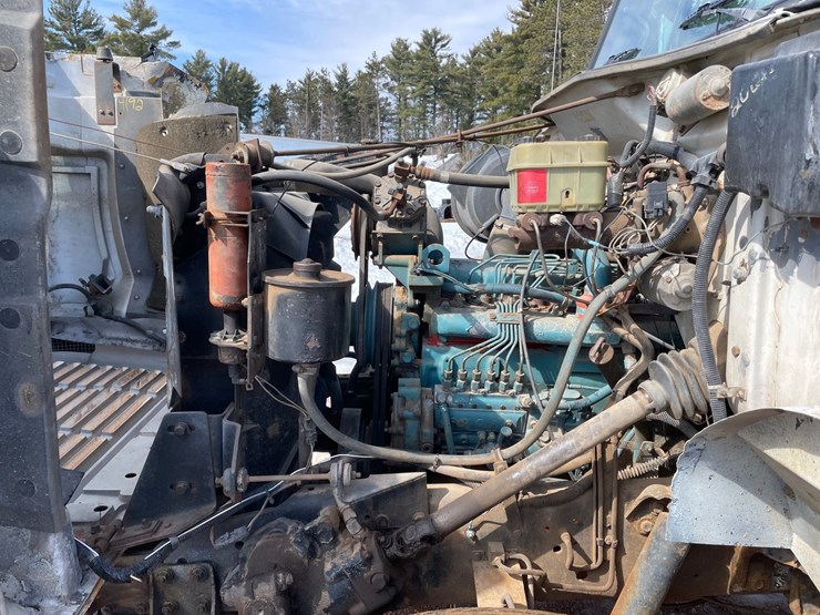 1990-international-4900-image-50