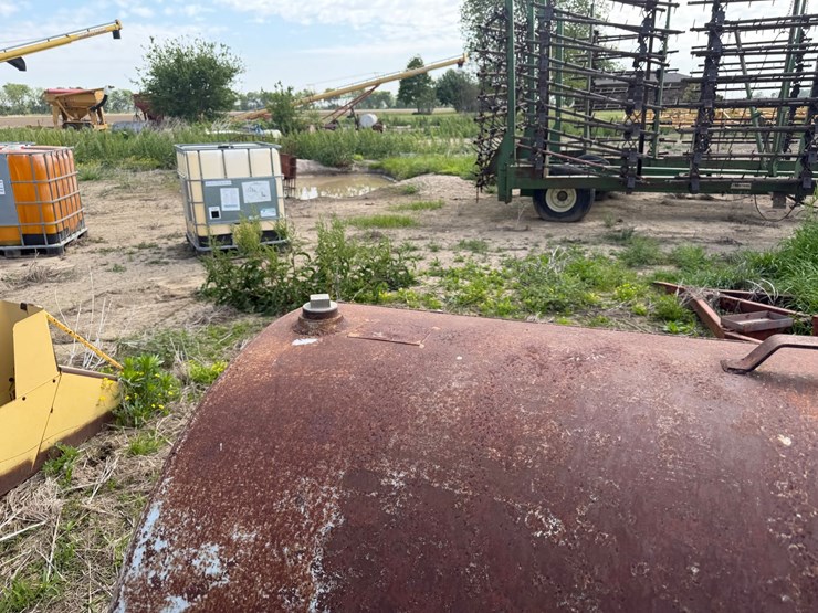 #46922-•-~550gal-fuel-tank-image-9