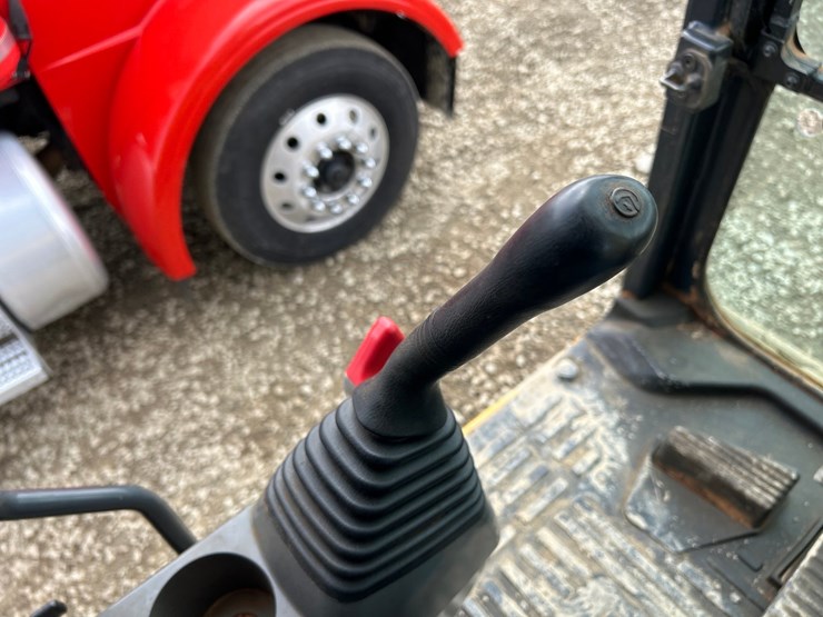 komatsu-pc130-image-56