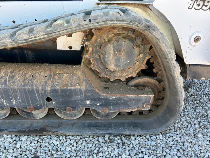 2019-bobcat-t595-image-18