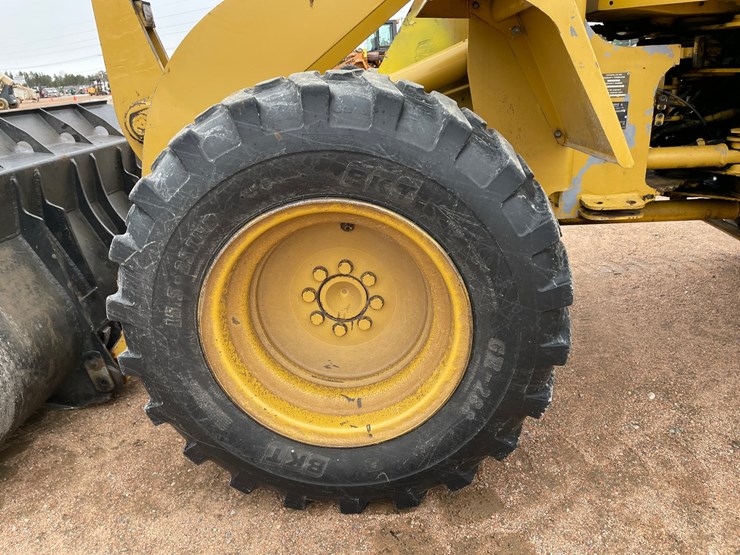 2002-caterpillar-914g-image-18