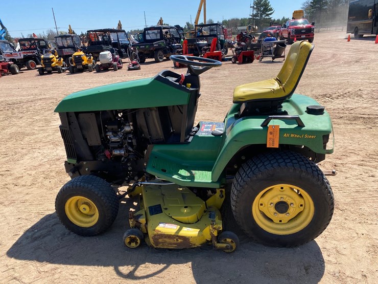 john-deere-425-image-8