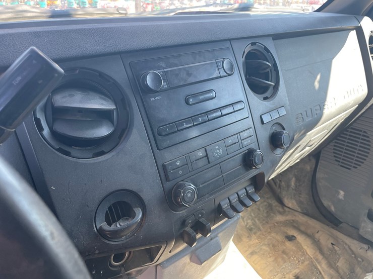 2012-ford-f550-image-49