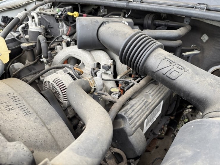 2000-ford-f450-image-12