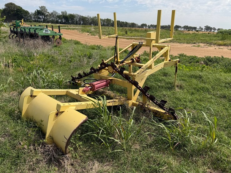 #46933-•-allen-manfacturing-levee-trencher-image-3