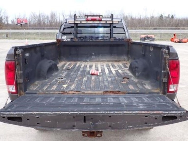 2014-ram-2500-hd-image-32