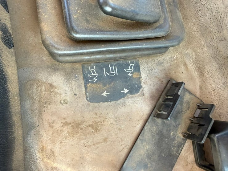 1998-caterpillar-d6r-xl-image-83