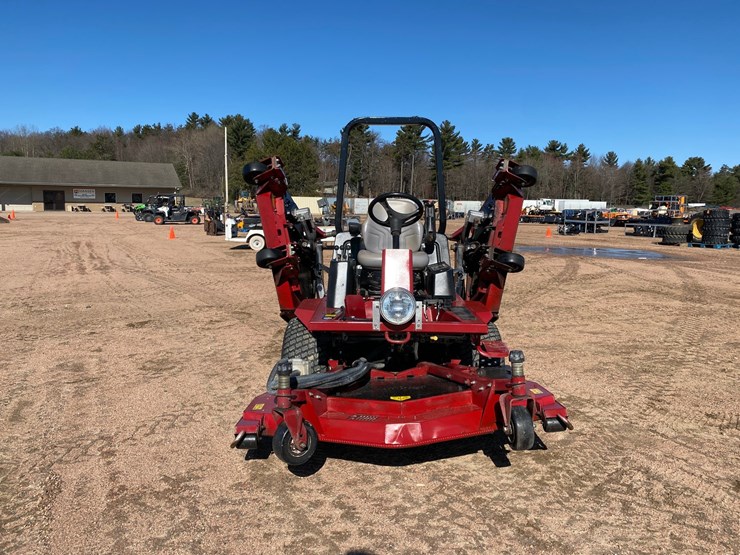 toro-groundsmaster-4000d-image-2
