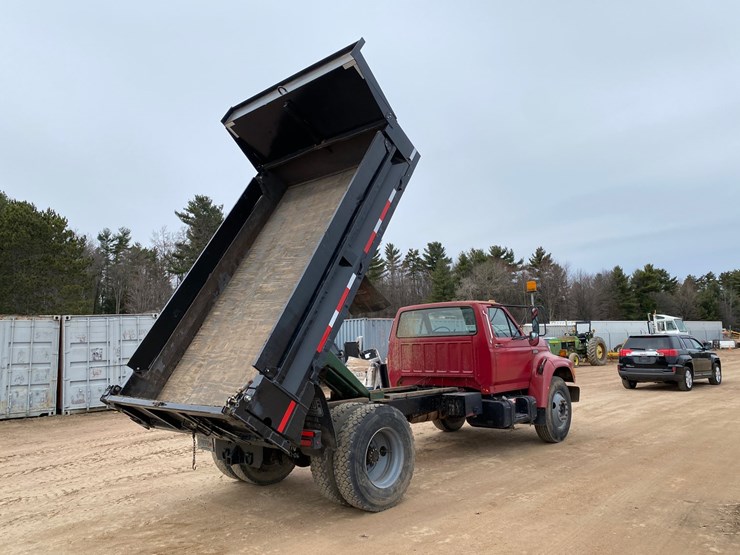 1995-ford-f700-image-48
