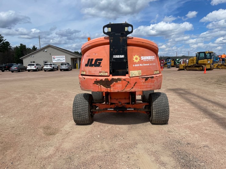 2016-jlg-400s-image-10