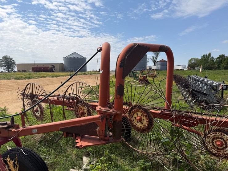 #46931-•-rossi-rt79-hay-rake-image-37