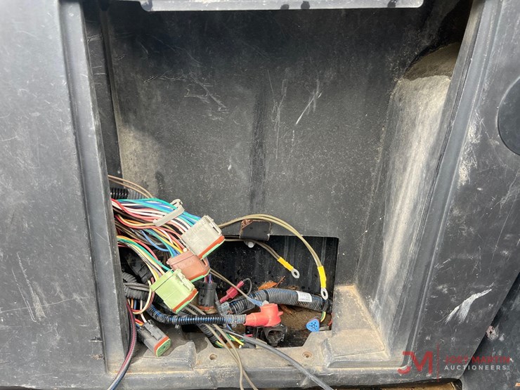 2017-genie-gth1056-image-17