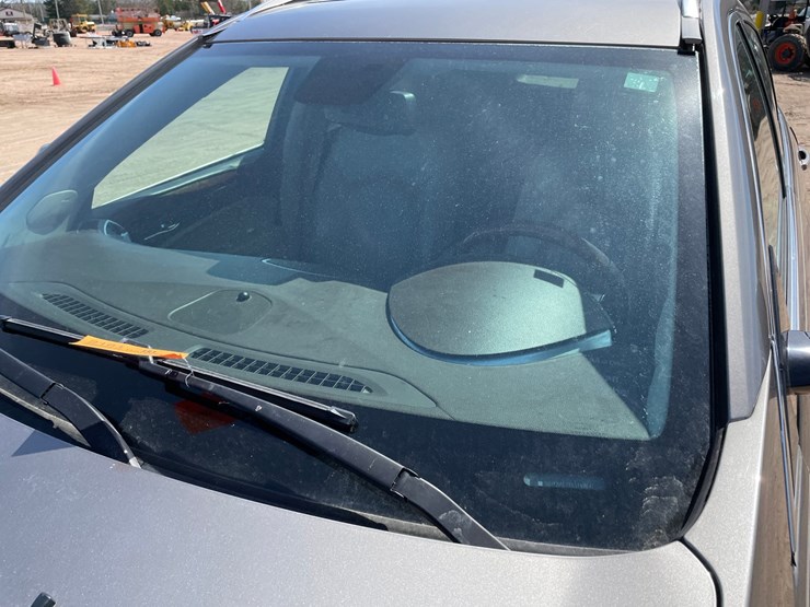 2011-cadillac-srx-image-11