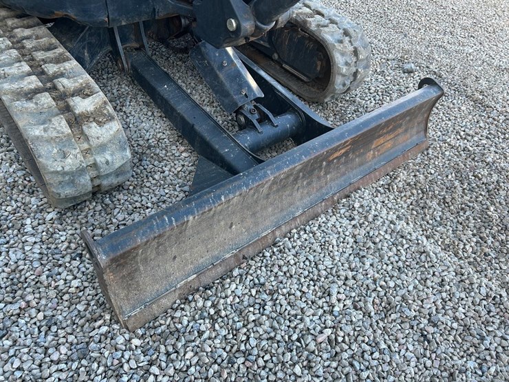 2025-bobcat-e35-image-11