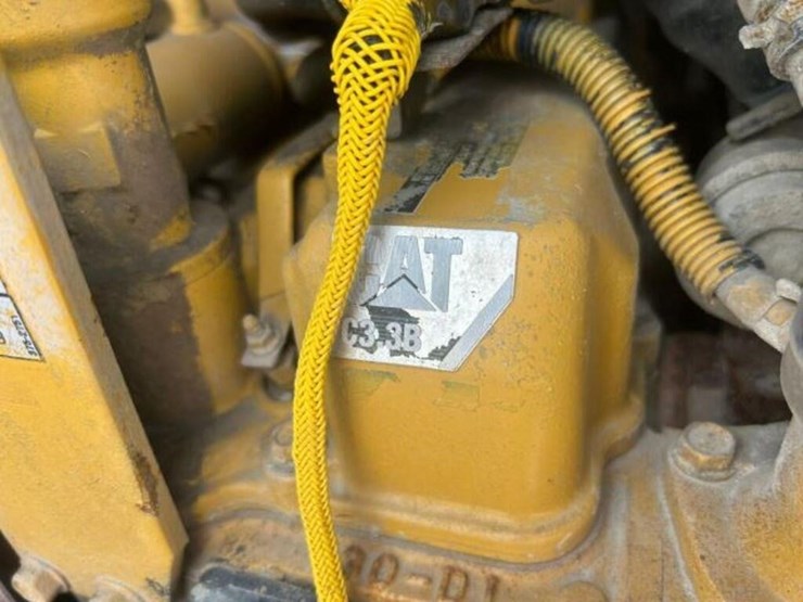 2014-caterpillar-262d-image-33