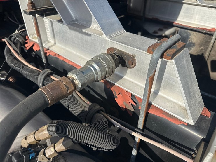 2006-kenworth-w900-image-19