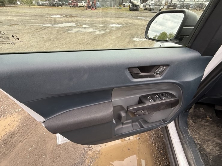 2024-ford-maverick-image-26