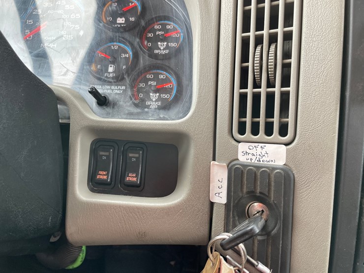 2012-international-durastar-4400-image-74