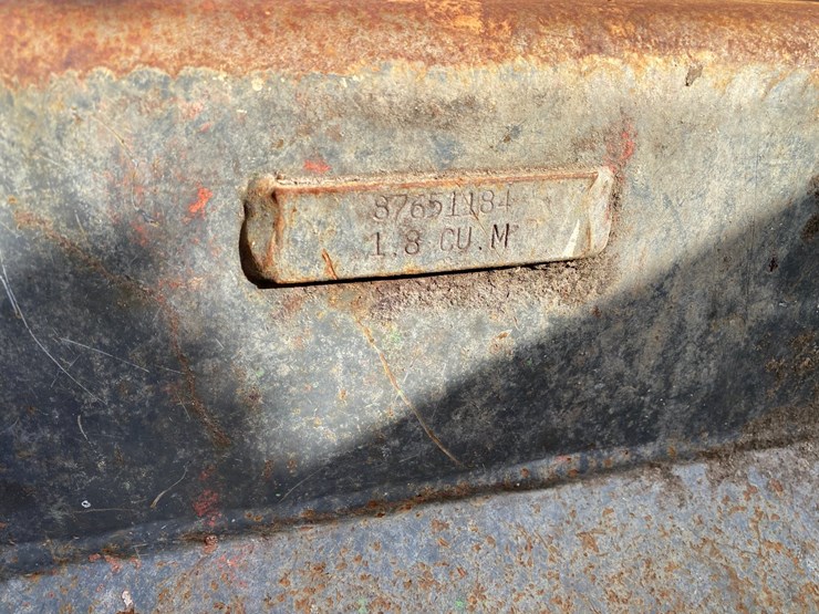 2012-case-521e-image-26