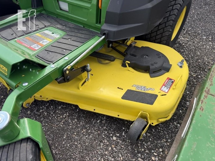 2021-john-deere-z530m-image-11