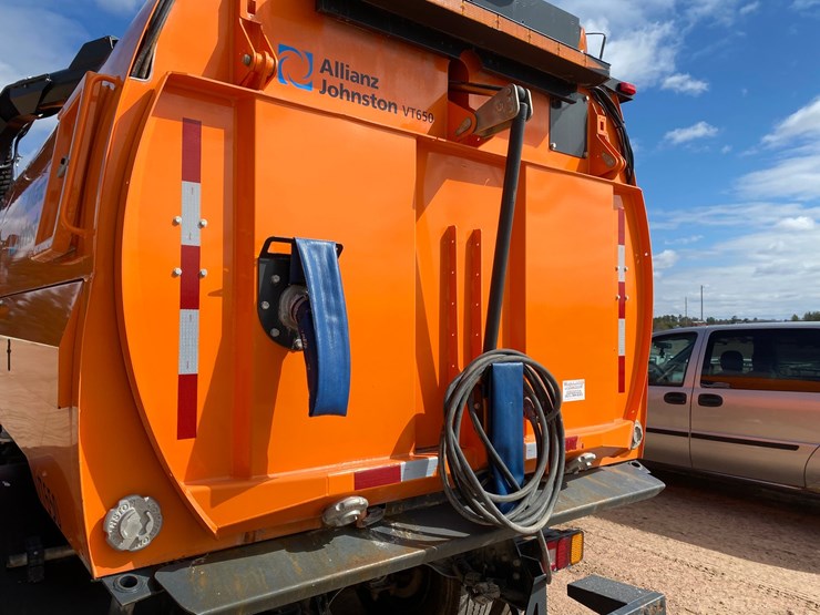 2007-freightliner-fc80-image-31