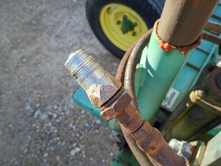 john-deere-702-image-10