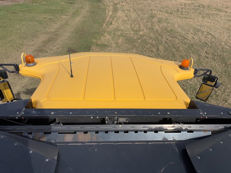 2006-new-holland-cr970-image-14