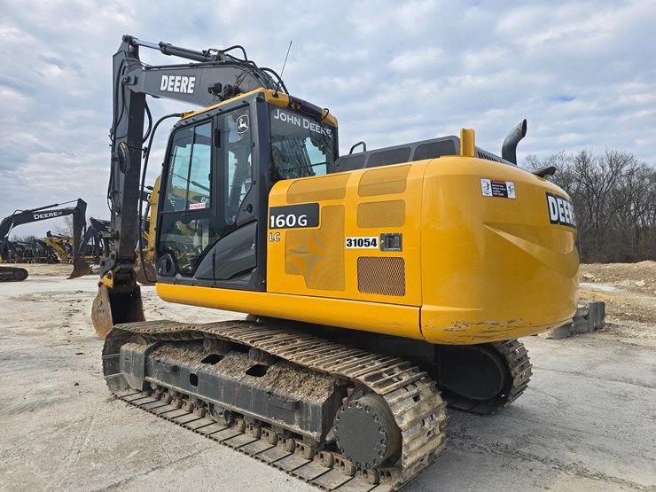 2013-deere-160g-lc-image-7