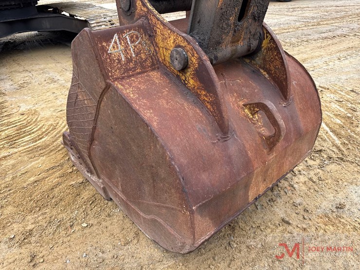 2007-hitachi-zx240-lc-3-image-13