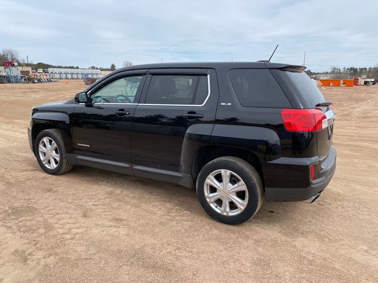 2017-gmc-terrain-sle-image-12