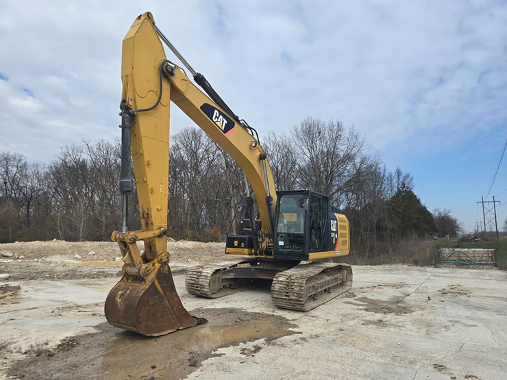 2013-caterpillar-324el-image-1