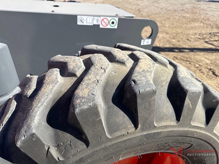 2017-skyjack-sj66t-image-6