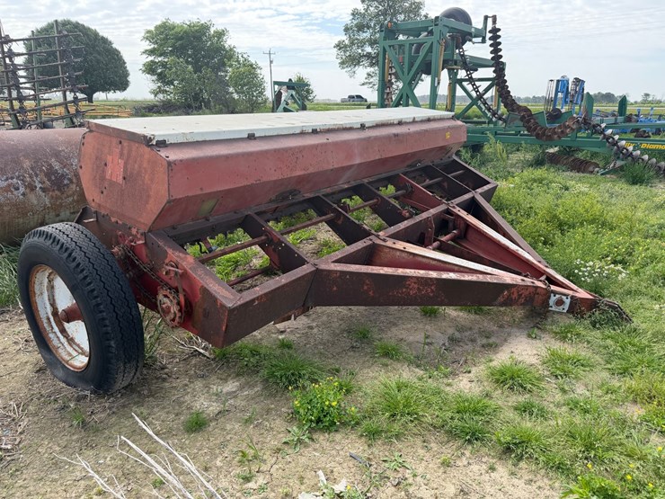 international-12-image-2