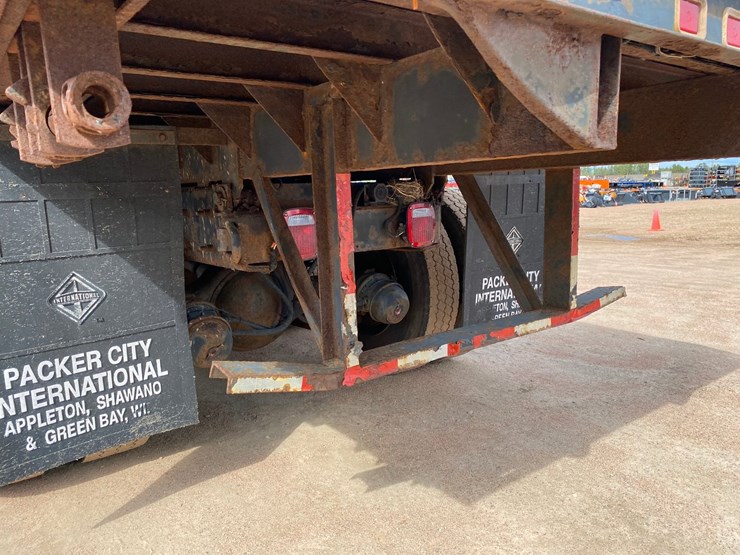 2003-international-7400-image-18