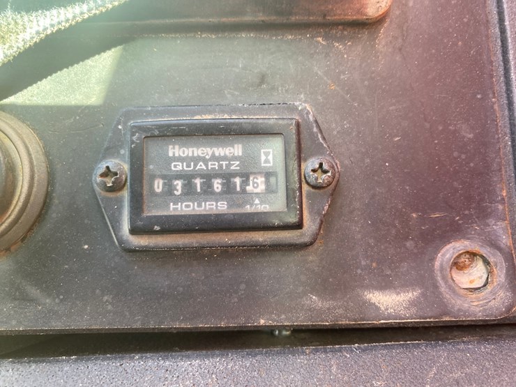 #1306-•-2018-skyjack-8,000lb-telehandler-image-44