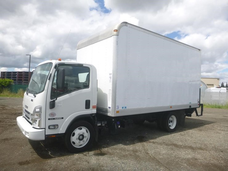 2023-isuzu-nrr-image-1