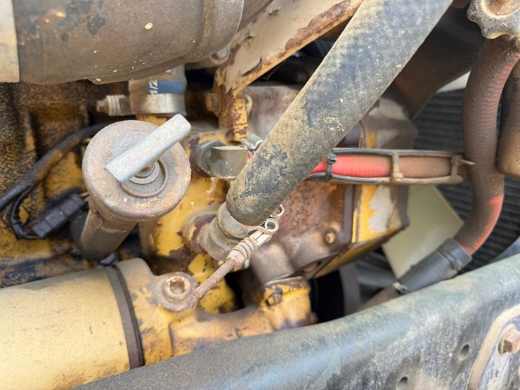 1998-freightliner-108sd-plus-image-44
