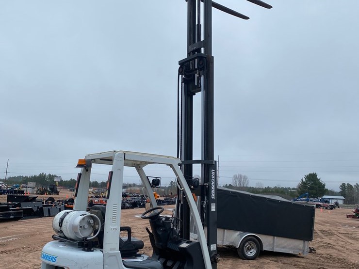 #1167-•-unicarriers-3,250lb-lp-forklift-image-18