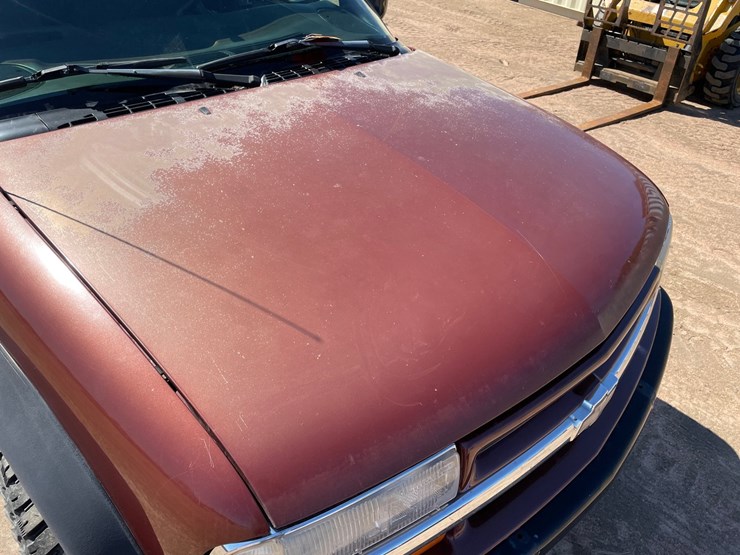 1998-chevrolet-s10-image-9