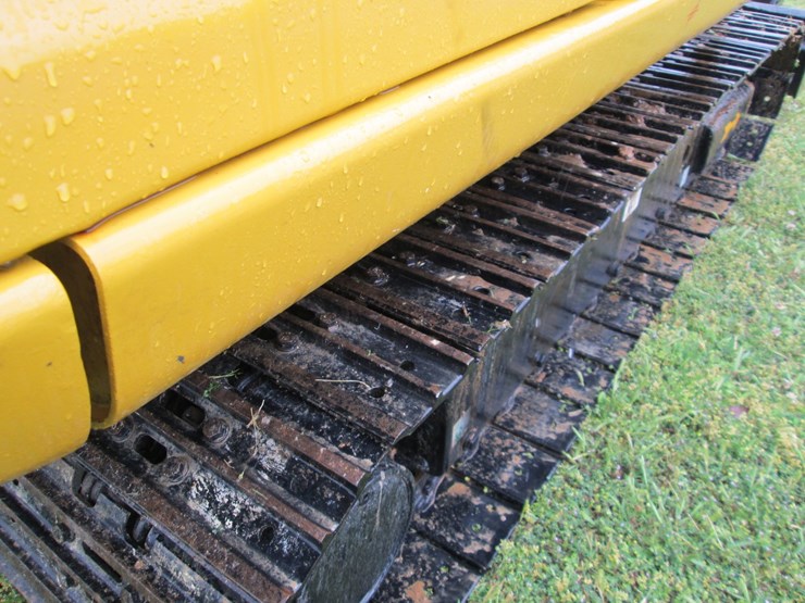 caterpillar-305.5-image-13