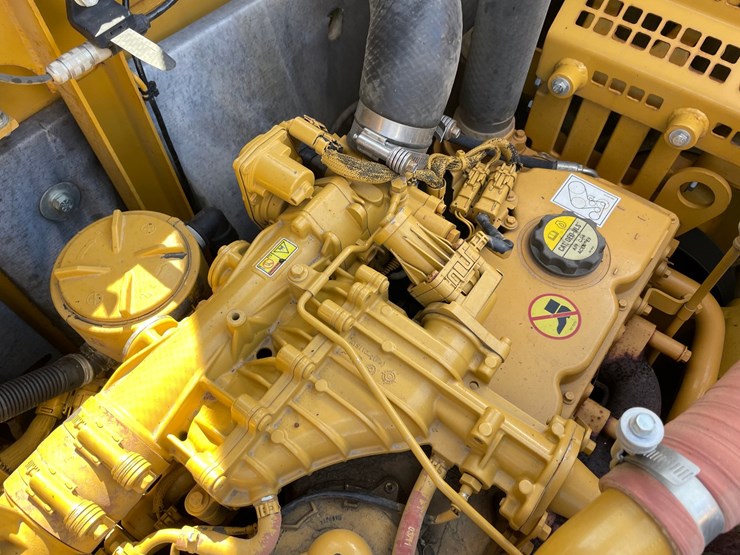 caterpillar-324e-image-69