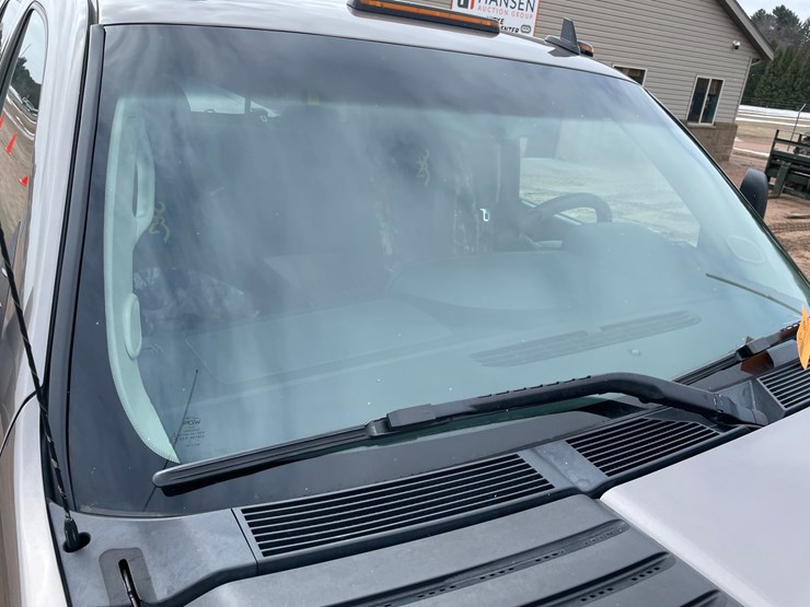 2013-chevrolet-silverado-2500hd-image-38